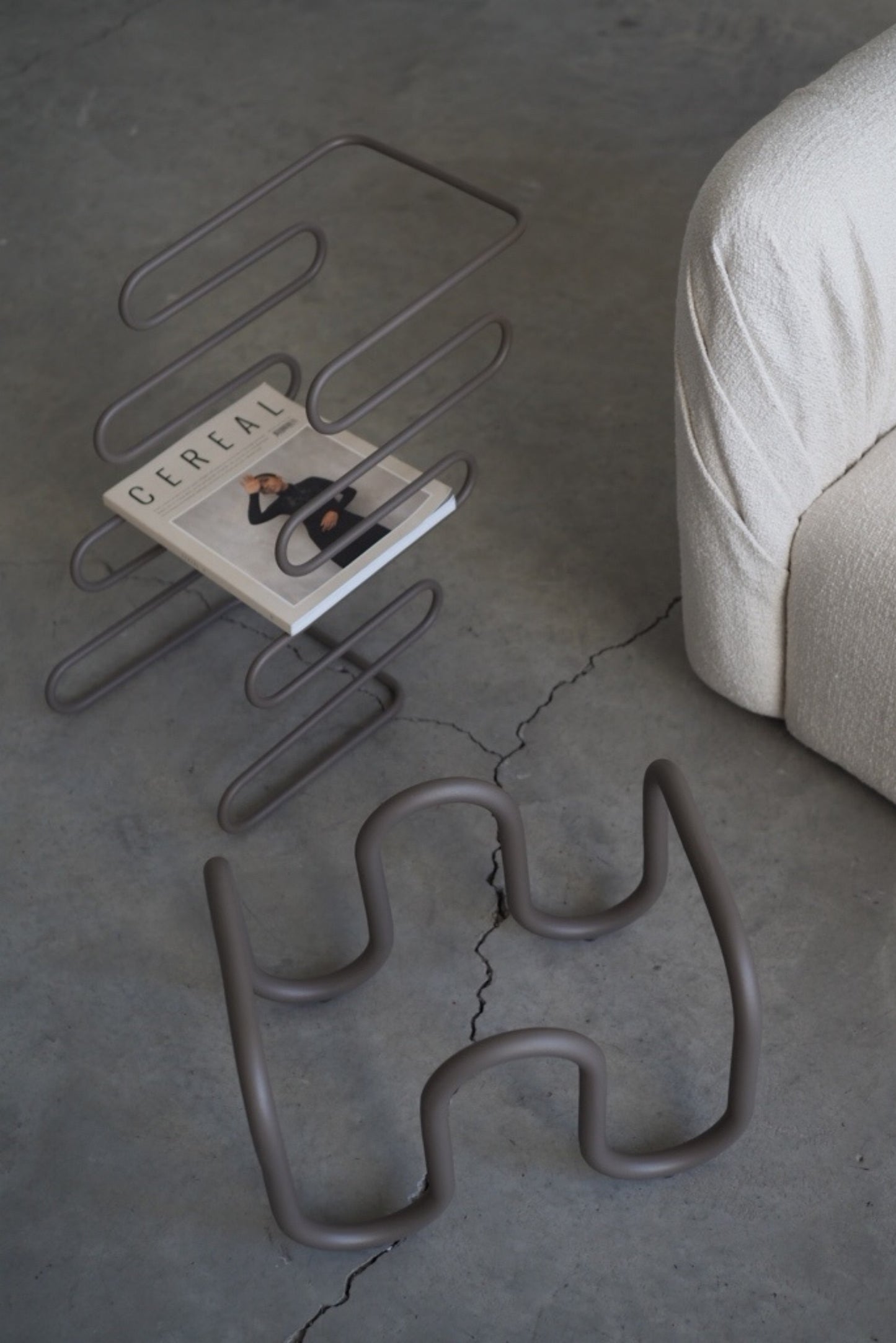 LAYER MAGAZINE RACK MINK