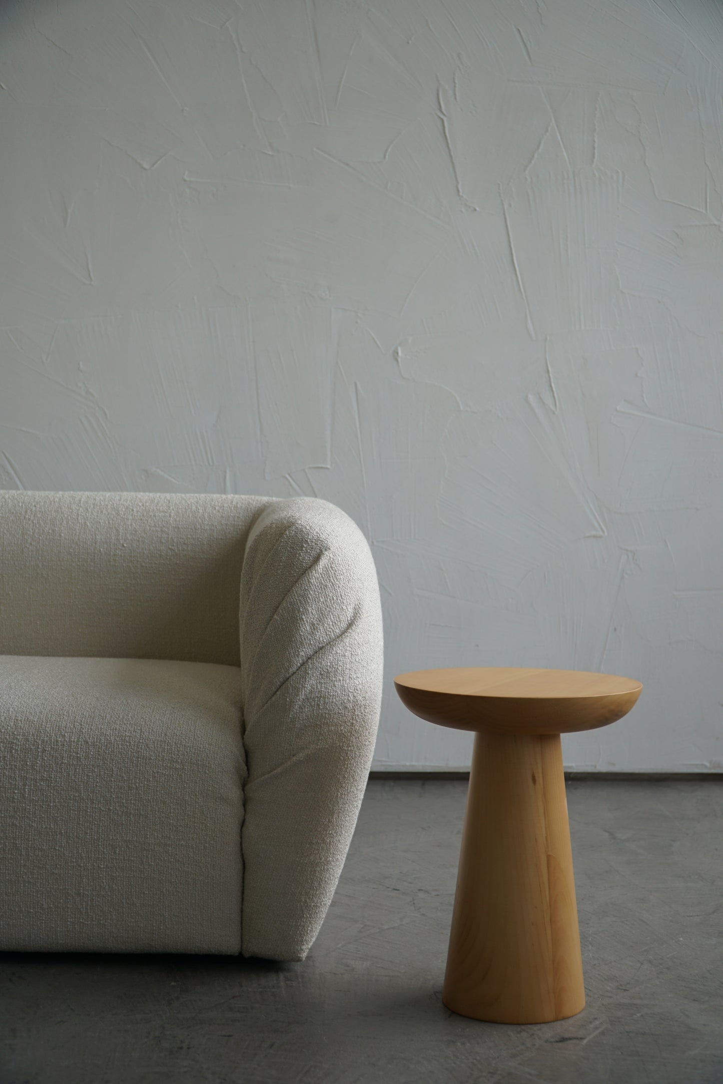 MUSHROOM SIDE TABLE-NATURAL COLOUR-NO:3