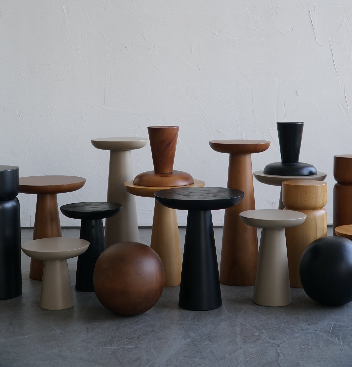 MUSHROOM SIDE TABLE-NATURAL COLOUR-NO:3