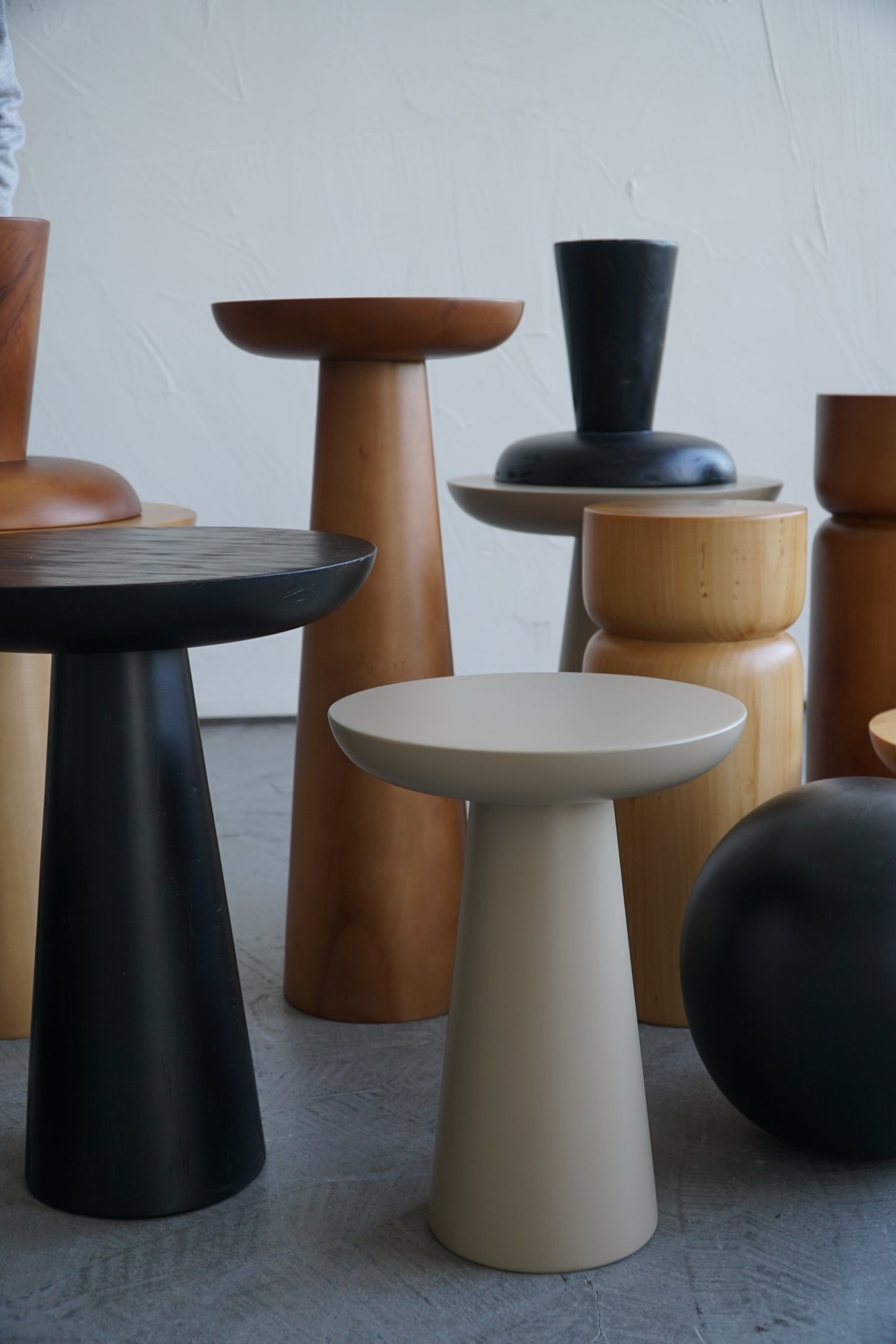 MUSHROOM SIDE TABLE-NATURAL COLOUR-NO:3