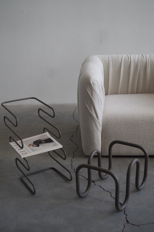 SNAKE MAGAZINE RACK MINK
