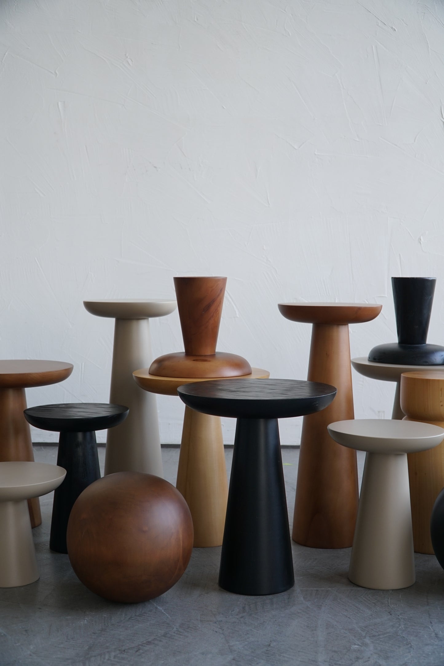 MUSHROOM SIDE TABLE-MINK COLOUR-NO:4