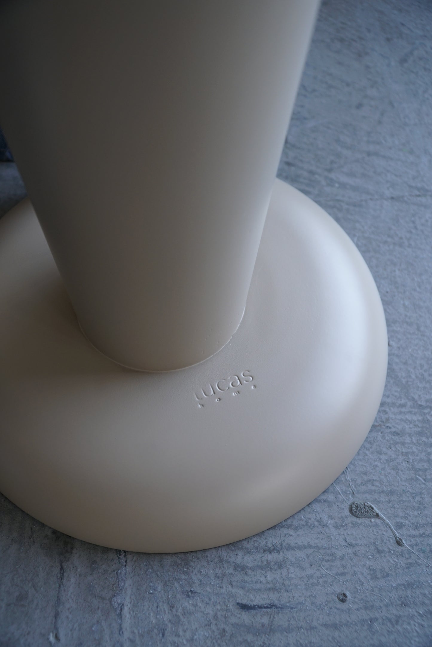 MUSHROOM SIDE TABLE-MINK COLOUR-NO:4