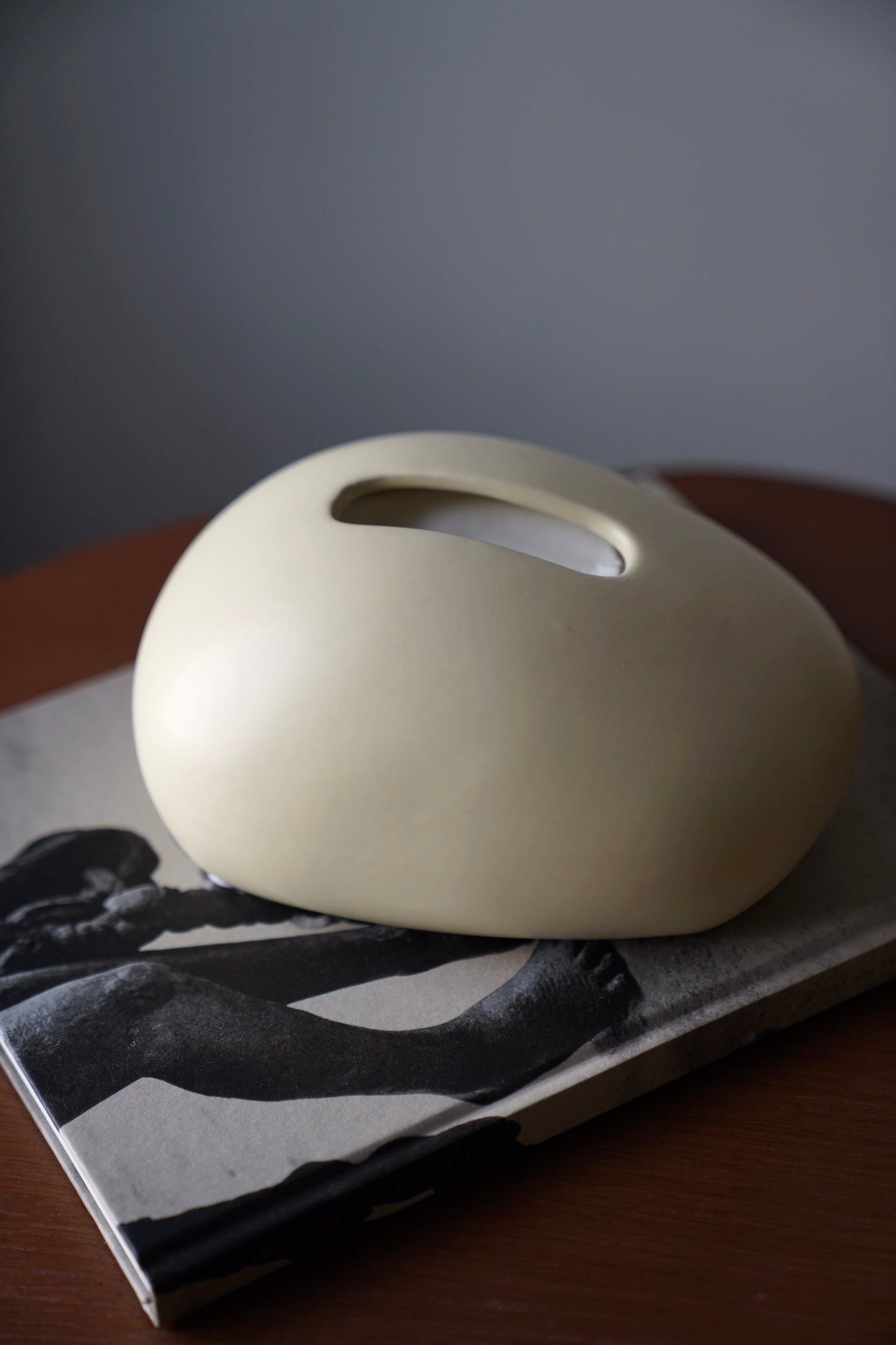 Amorphe Ceramic Decorative Tissue Holder Butter Yellow