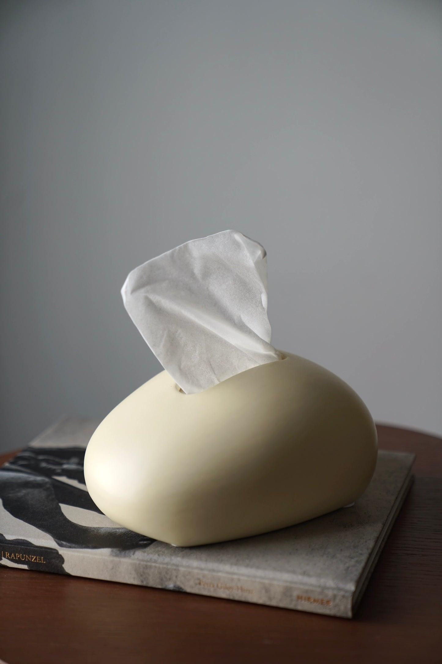 Amorphe Ceramic Decorative Tissue Holder Butter Yellow